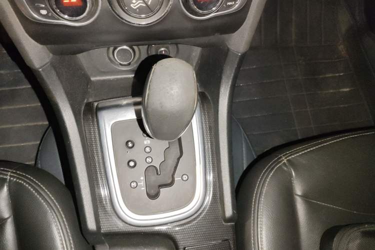 Used Citroen C4L 2014 1.8L Intelligent Drive Automatic Dynamic Model Gear Lever