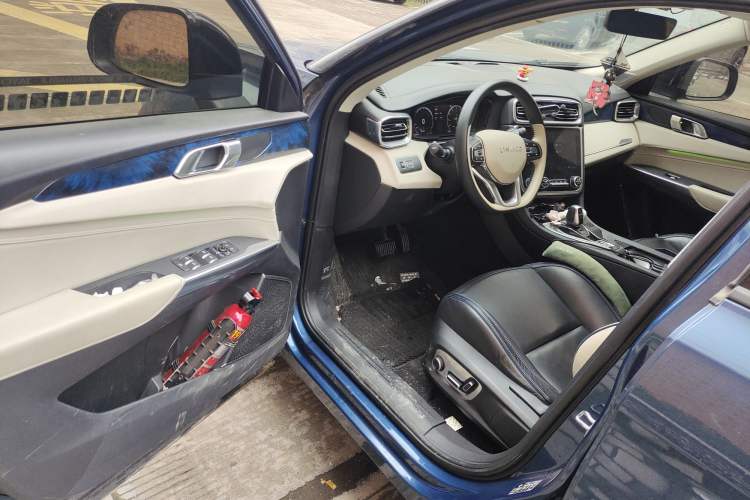 Used Lynk & Co 01 2017 2.0T Two-Wheel Drive Pro Edition