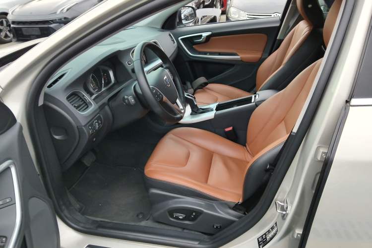 Used Volvo S60 2017 S60L T4 Smart Range Edition Left Front Seat