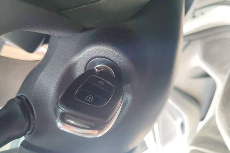 Used Hyundai Verna (older generation) 2017 1.4L Automatic YueXiang Edition China V-standard
