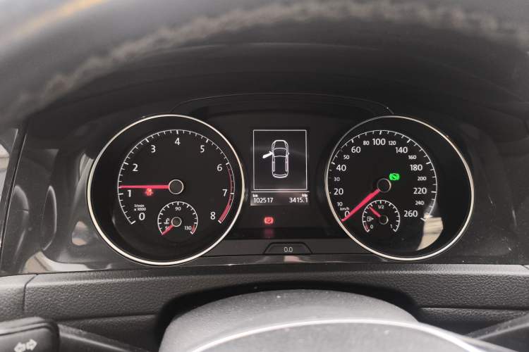 Used Volkswagen Golf 2019 280TSI DSG Comfort Version China VI Standard Instrument Cluster