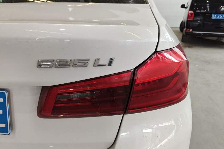 Used BMW 5 Series 2018 525Li M Sport Package
