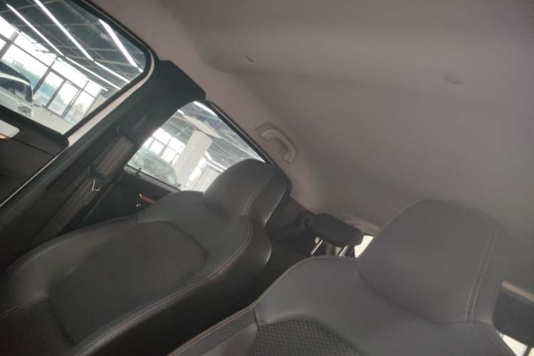 Used Dongfeng NAMMI BOX 2022 Chasing Wind Edition 331KM Advanced Model
