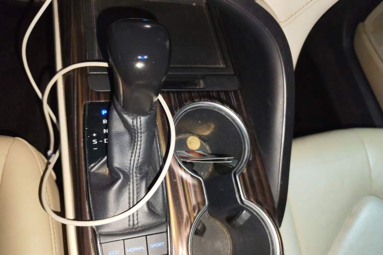 Used Toyota Camry 2018 2.5G Luxury Edition