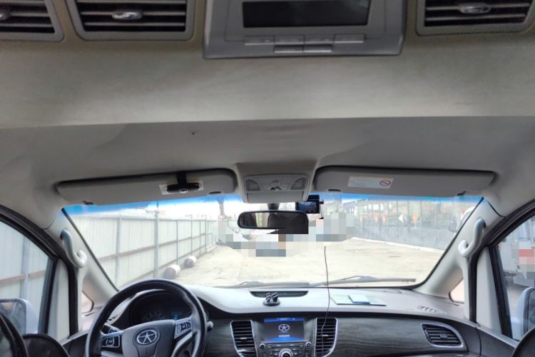 Used JAC Group Refine M5 2014 Colorway 2.0T Gasoline Automatic Business Edition