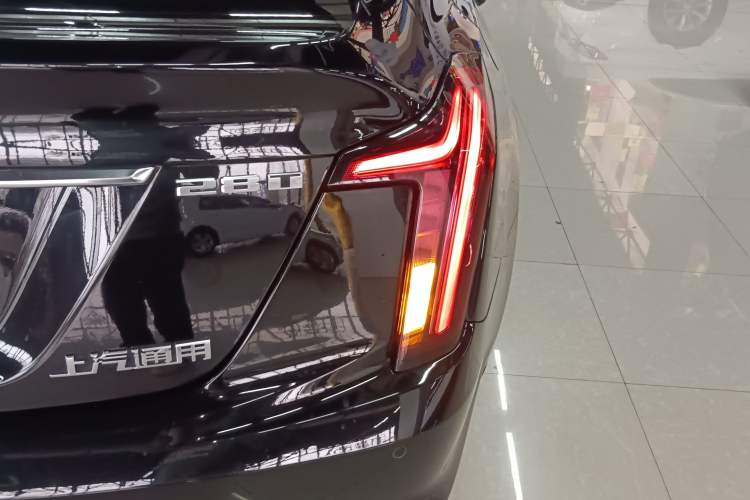 Used Cadillac CT5 2024 28T Luxury Pro Trim
