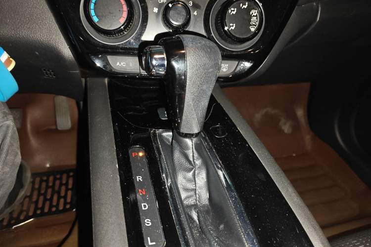 Used Honda Vezel 2015 1.8L CVT 2WD Elite Model