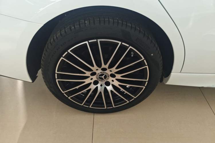 Used Mercedes-Benz C-Class 2023 Revised C 200 L Sport Edition
