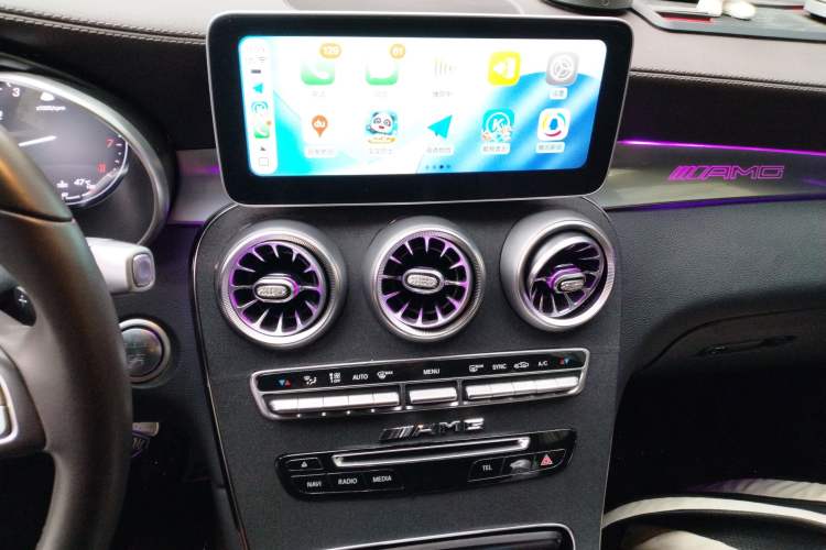 Used Mercedes-Benz GLC 2018 Facelift GLC 260 4MATIC Luxury Edition
