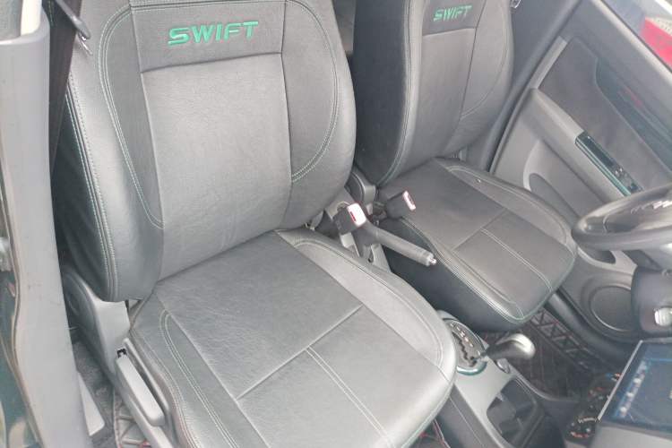 Used Suzuki Swift 2016 1.5L Automatic Fashionable Coolplay Edition Right Front Seat