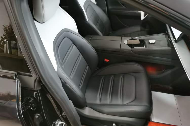 Used Dongfeng eπ eπ007 2024 200Pro Range-Extended Version