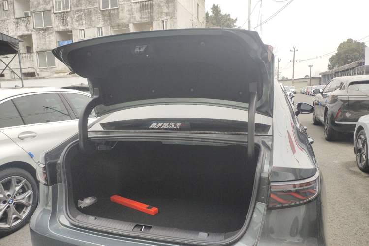 Used Chery Fengyun A8L 2025 1.5 TGDI 145 km Luxury Version