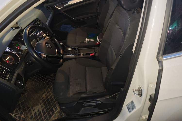 Used Volkswagen Golf 2020 Zhiai Edition 280TSI DSG Comfort Model
