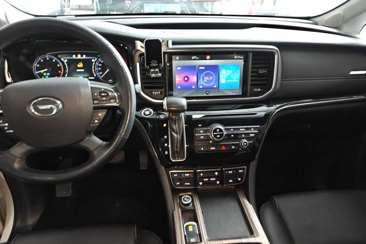 Used GAC Trumpchi M8 2020 390T Deluxe Edition
