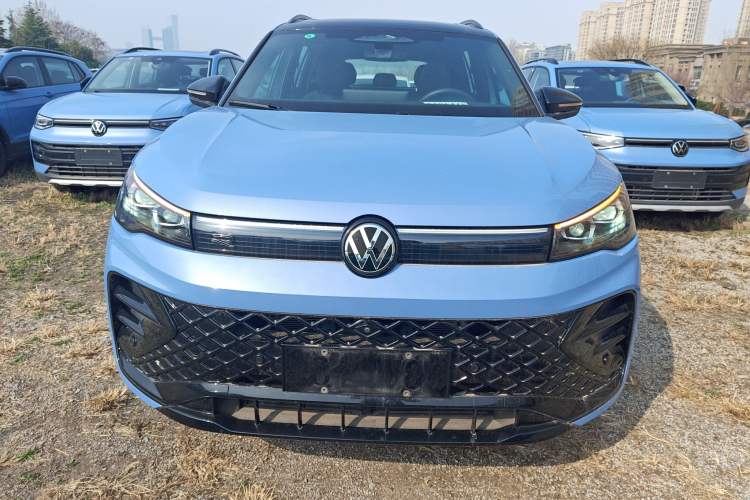 Used Volkswagen Tiguan L 2024 PRO 380TSI Four-Wheel Drive R-Line Prestige Edition Front