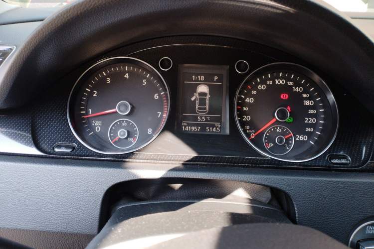 Used Volkswagen Magotan 2012 1.8TSI Luxury Model
