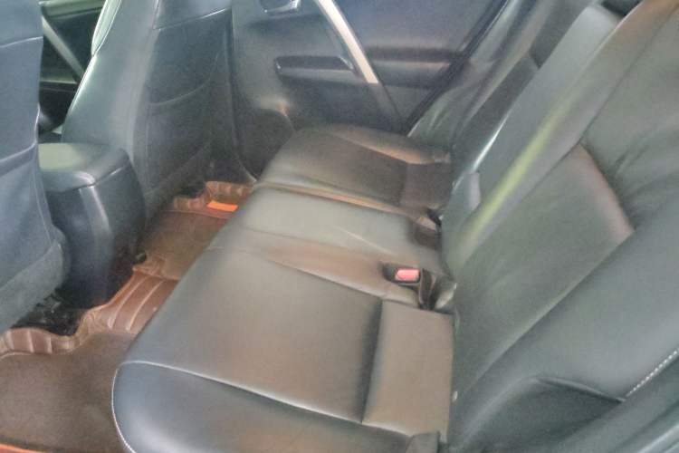 Used Toyota RAV4 2016 2.0L CVT Two-Wheel Drive Smart Edition China V Standard