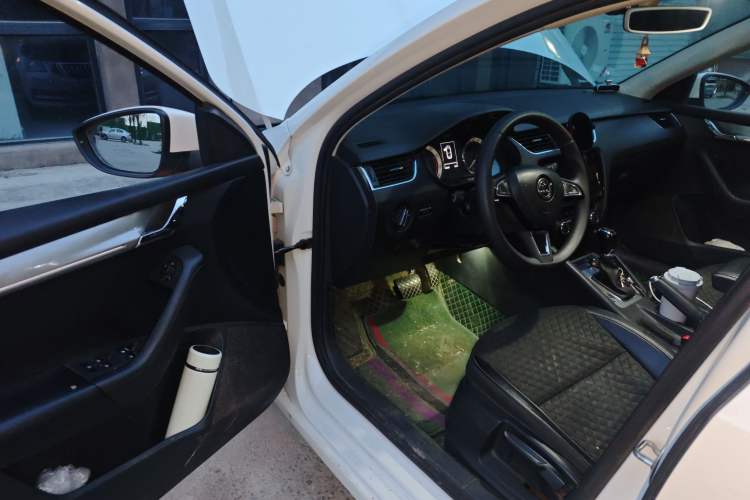 Used Skoda Octavia 2019 TSI230 DSG SmartDrive Luxury Edition China VI
