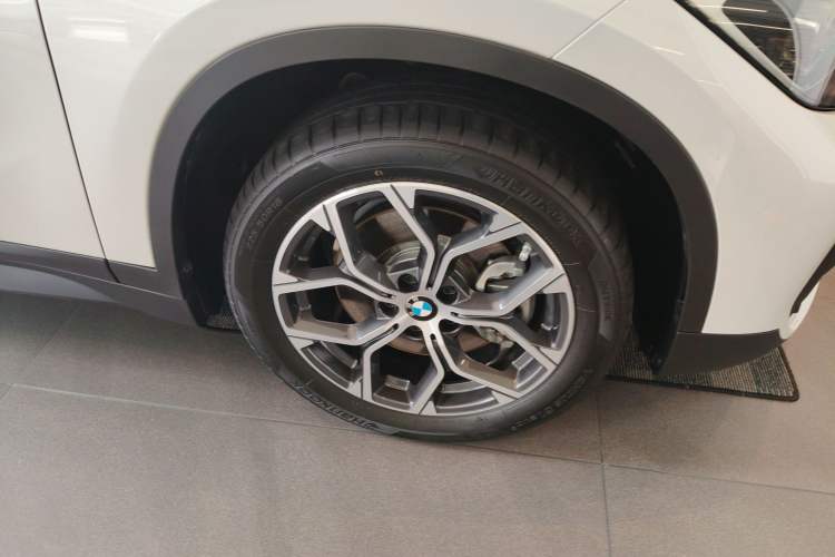 Used BMW X1 2022 sDrive25Li Leading Model Exterior 4