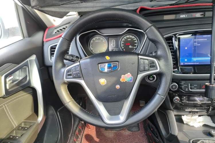 Used Geely Auto Vision X6 2016 1.8L Manual Luxury Model
