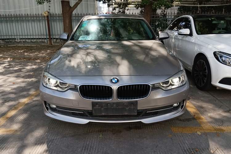 Used BMW 3 Series 2015 320Li Fashion Model
