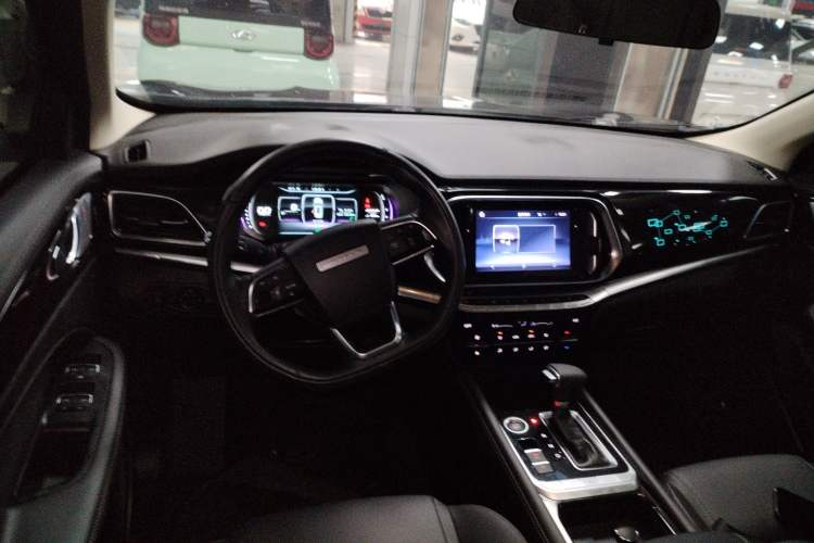 Used JETOUR X90 2019 1.6T DCT Luxury Touring Edition 7 Seats China VI Standard Steering Wheel