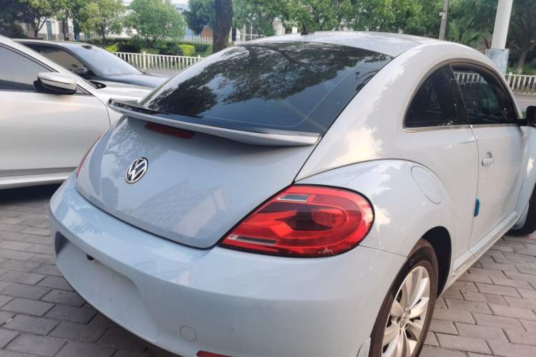 Used Volkswagen Beetle 2015 180TSI model Rear Right 45 Deg