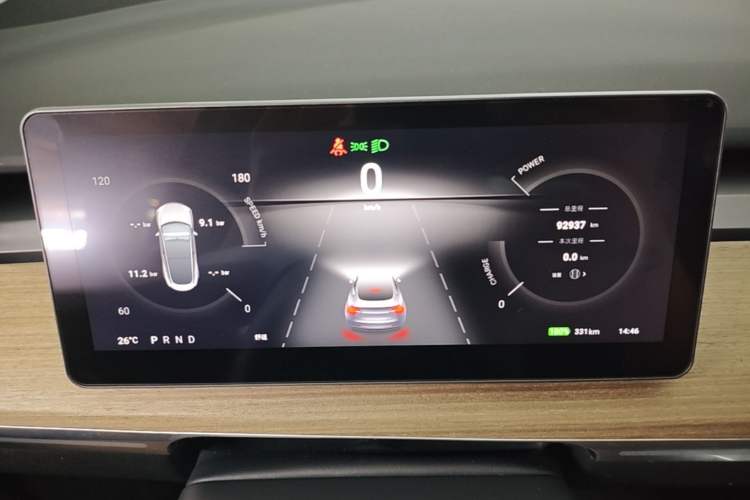 Used Tesla Model Y 2023 Long-Range All-Wheel-Drive Version
