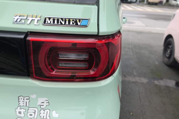 Used Wuling Hongguang MINIEV 2021 Macaron Fashion Model Lithium Iron Phosphate