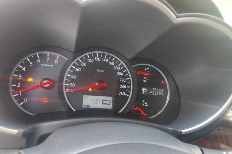 Used Nissan Quest 2015 3.5L SL