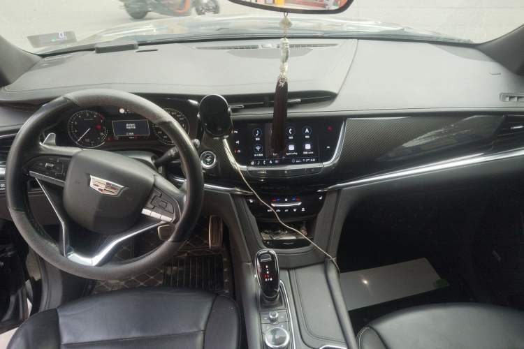 Used Cadillac XT6 2020 28T Six-Seater Luxury Sporty Enjoy-the-Comfort Safety Edition