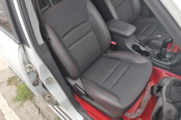 Used Chery Tiggo 3 2016 1.6L Manual ZhiShang Edition