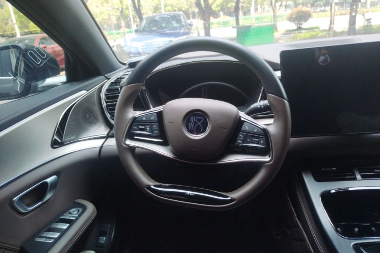 Used BYD Han 2023 DM-i Champion Edition 121KM Prestige Model Steering Wheel