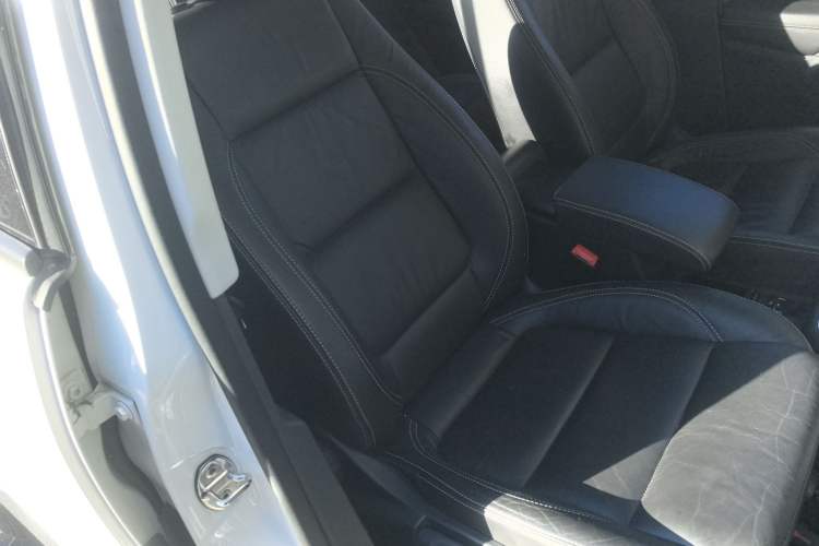 Used Volkswagen Tiguan L 2016 280TSI Automatic Two-Wheel Drive Silk Road Comfort Edition
