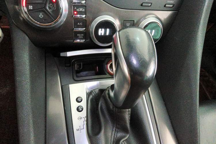 Used DS 5 2014 1.6T Luxury Edition THP200