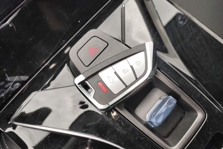 Used Dongfeng Aeolus Mage 2023 1.5T Luxury Edition Interior 1