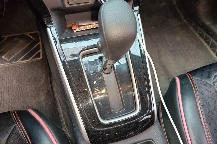 Used Nissan Sylphy 2022 Classic 1.6XL CVT Luxury Edition Gear Lever
