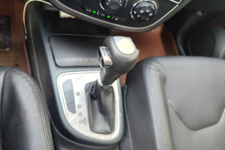 Used FAW Junpai D60 2015 1.8L Automatic Prestige Model