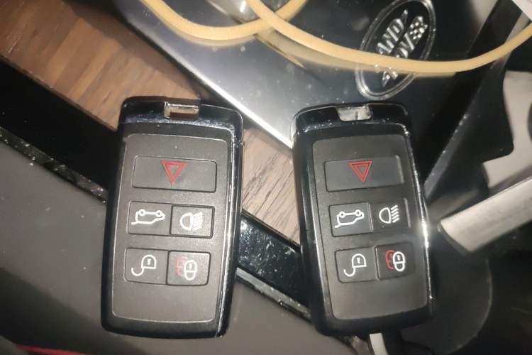 Used Land Rover Discovery Sport 2021 249 PS R-Dynamic S Performance Edition Vehicle Key