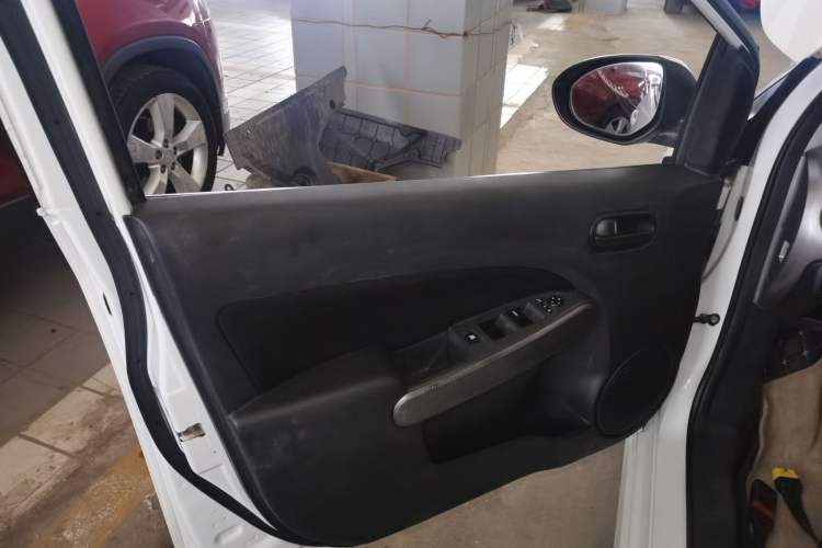 Used Mazda Mazda 2 2012 Sedan XuanDong 1.5L Manual Fashion Edition
