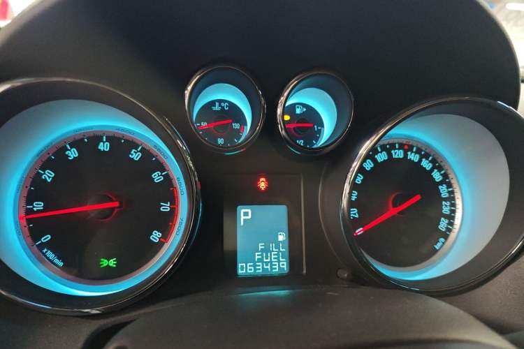 Used Buick GT 2014 XT 1.6L Automatic Fashion Edition Instrument Cluster