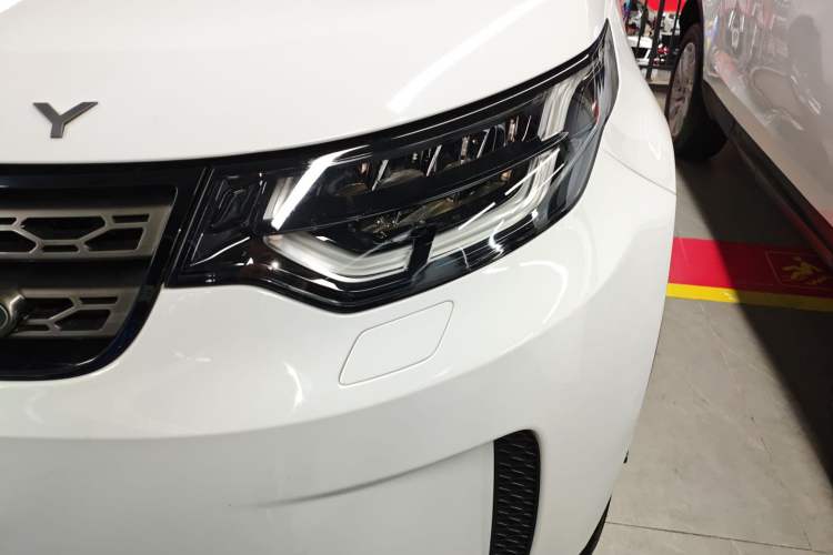 Used Land Rover Discovery 2019 3.0 SC V6 SE
