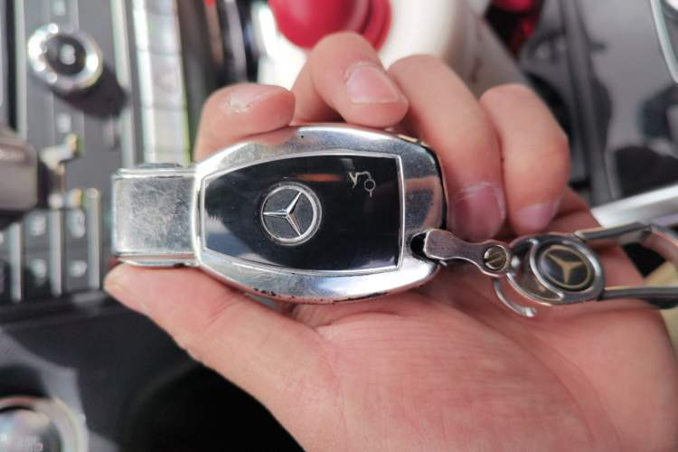 Used Mercedes-Benz E-Class 2015 Facelift E 200 L Sport Edition