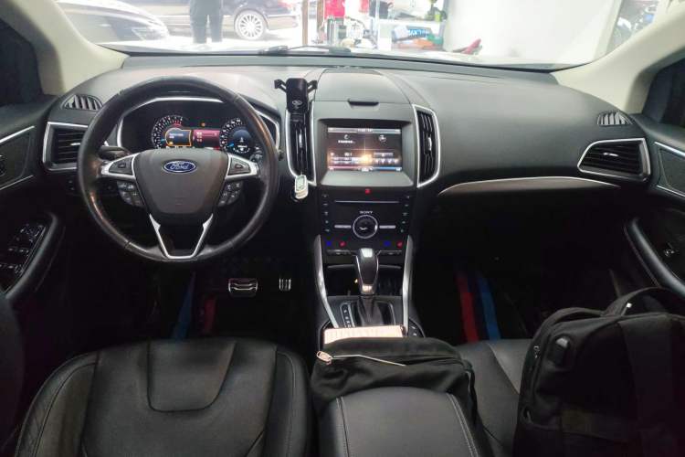 Used Ford Edge 2015 2.0T GTDi Four-Wheel Drive Prestige Model