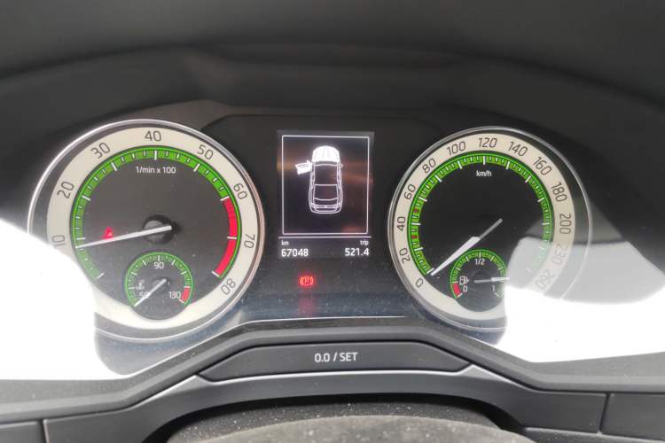 Used Skoda Superb 2018 TSI330 DSG Comfort Edition China V Standard Instrument Cluster