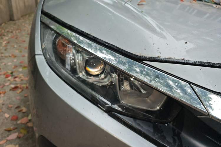 Used Honda Civic 2016 220TURBO CVT Luxury Edition Right Front Headlight