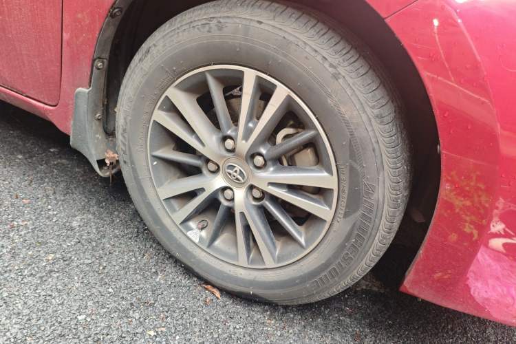 Used Toyota Levin 2016 1.6G CVT Elite Edition Right Front Wheel Hub