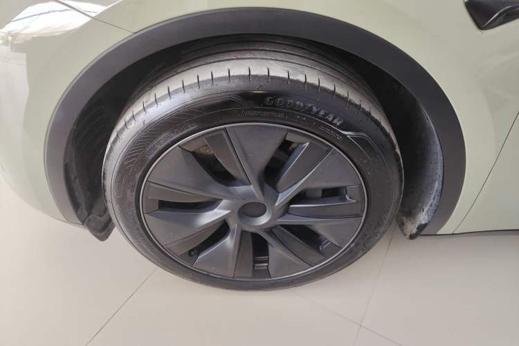 Used Tesla Model Y 2024 Rear-Wheel-Drive Version