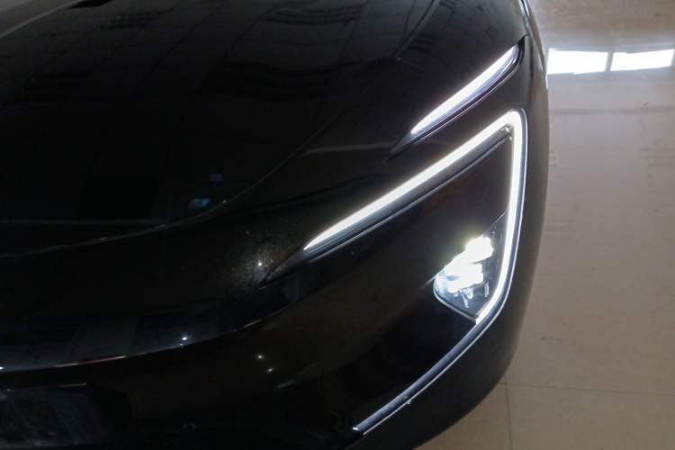 Used Avatr 12 2025 Ultra Extended-Range Edition Left Front Headlight