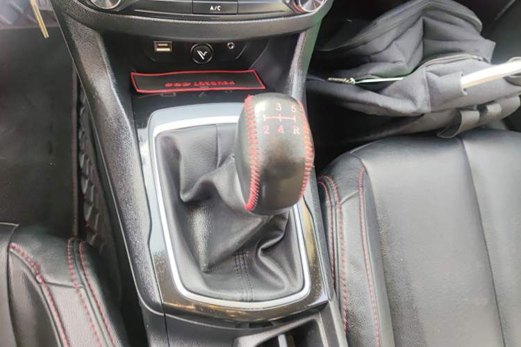 Used Peugeot 408 2014 1.8L Manual Leading Edition